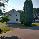 All-American Grill B&B Clarion Penn Prime
